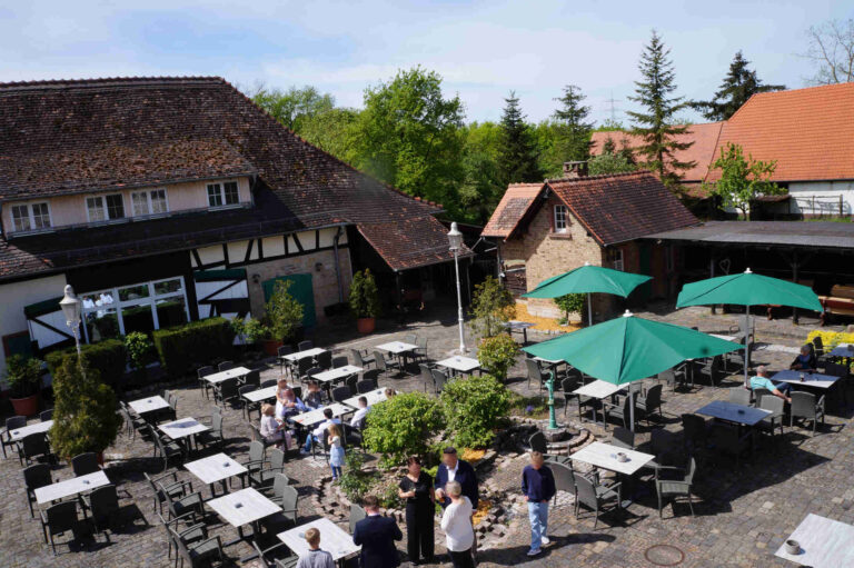 Forsthaus Jägersburg in Einhausen. Der Biergarten