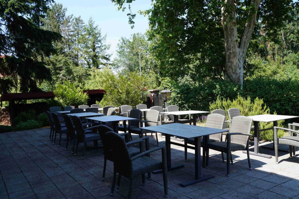 Kleine Terrasse Forsthaus Jägersburg