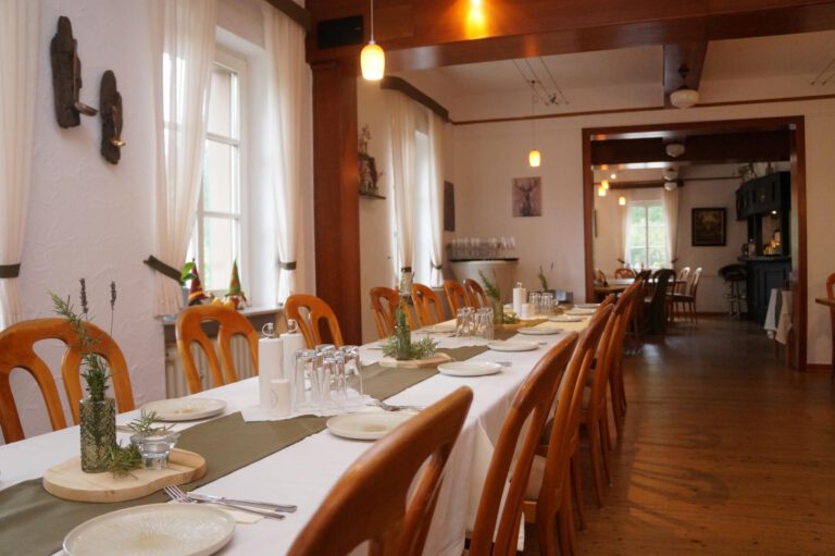 Gaststätte Forsthaus Jägersburg Innen Ansicht