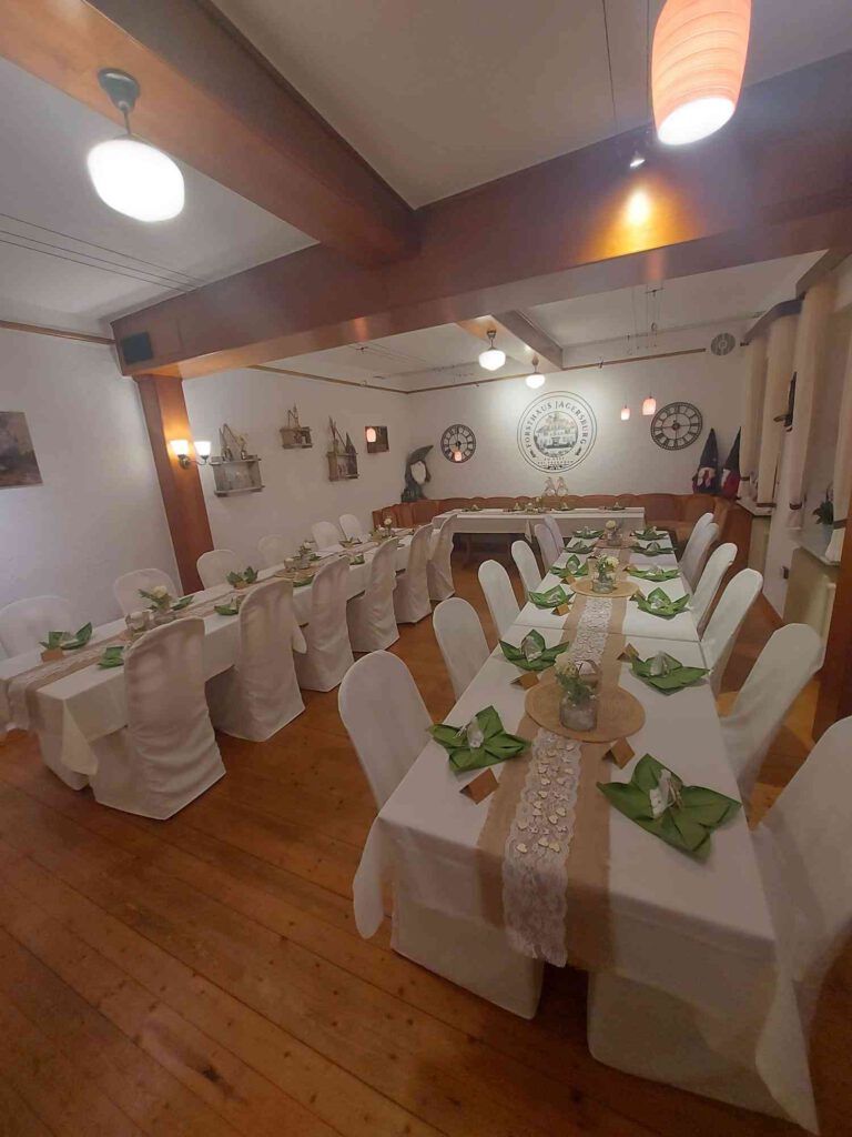 Hochzeit Dekoration Forsthaus Jägersburg in Einhausen 8